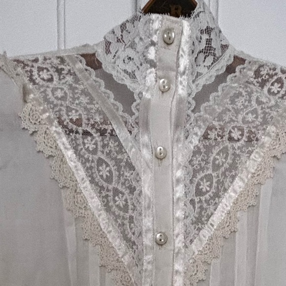 Vintage Jessica McClintock Gunnies Blouse - Picture 2 of 6